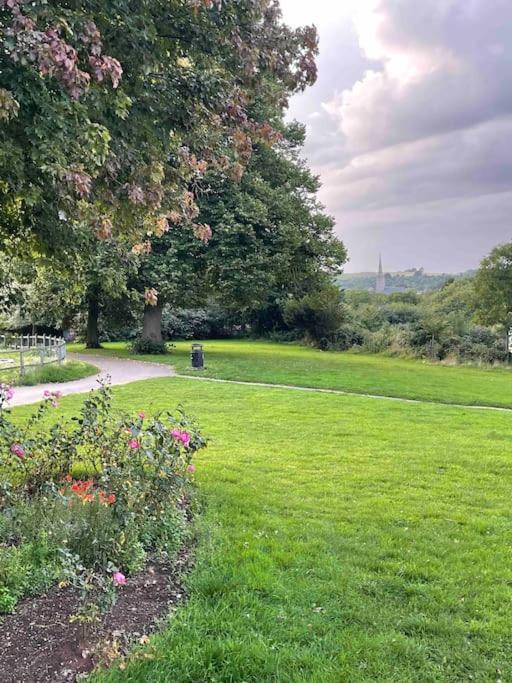 Garden Of Eden 1 Bedroom Flat In Fishponds Bristol Kültér fotó